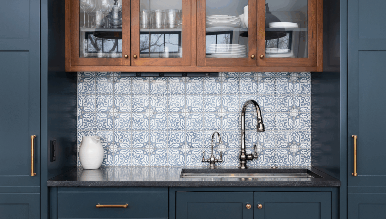 Backsplash Designs to Suit Any Kitchen Look